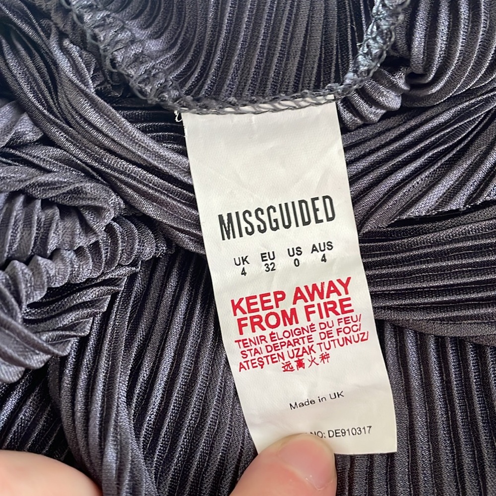 Misguided Skater Dress Size 4 - Picture 8 of 8